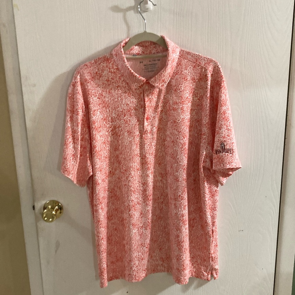 Men's UNDER ARMOUR Salmon Patterned Polo Shirt  XL